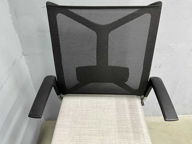Girsberger - camiro - bureaustoelen - afbeelding 3 van  8