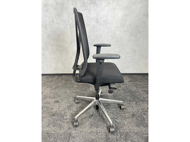 Girsberger - ergonomische bureaustoel - afbeelding 9 van  13