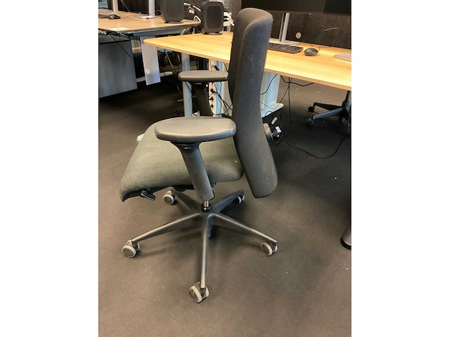 Girsberger bureau en bureaustoel - afbeelding 5 van  6