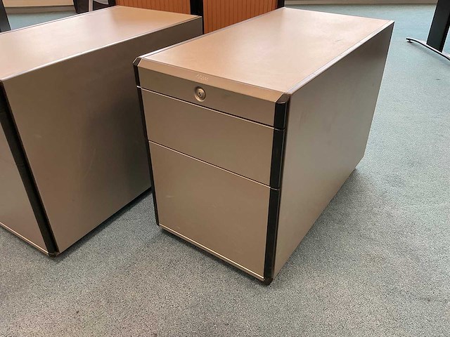 Gispen - mobiel ladeblok (2x) - afbeelding 3 van  3