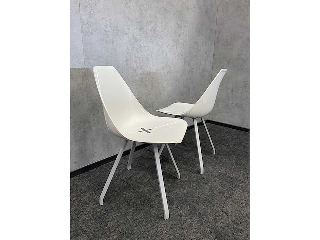 Gispen/ alma design - 10p kantine opstelling - afbeelding 14 van  19