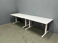 Gispen bureautafel 135/140x80 cm (2x) - afbeelding 1 van  9