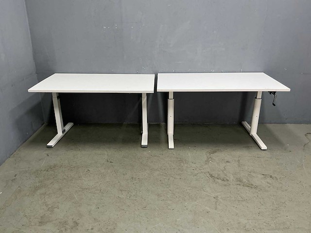 Gispen bureautafel 135/140x80 cm (2x) - afbeelding 2 van  9