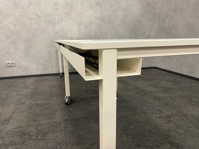 Gispen/ connection - 10p mobiele conferentie-/ cursisten opstelling - afbeelding 8 van  27