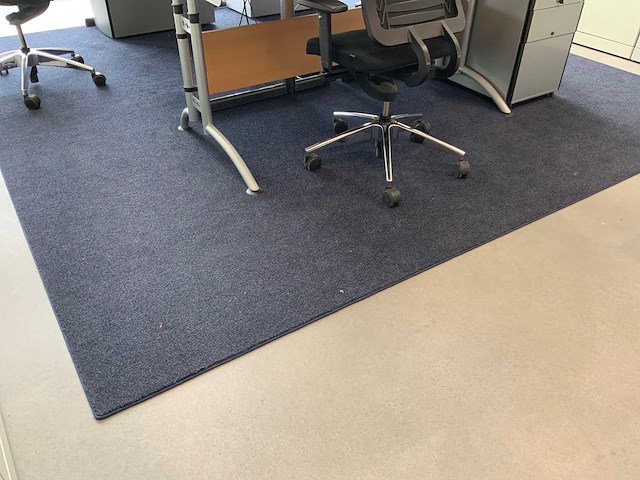 Gispen, girsbergen bureau, bureaustoel en ladeblok (3x) - afbeelding 11 van  19