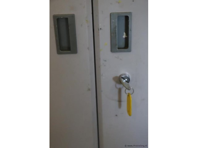 Gispen magazijnkast incl. sleutel - afbeelding 3 van  8