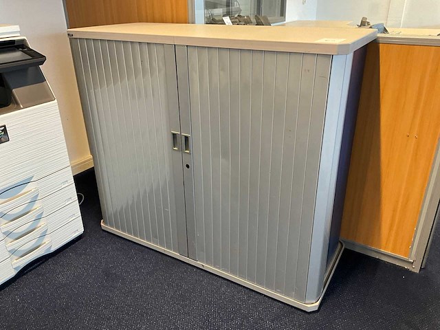 Gispen roldeurkast - afbeelding 1 van  2