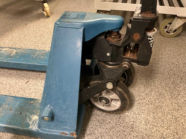 Giss hand hydraulische palletwagen - afbeelding 7 van  9