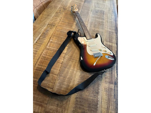 Gitaar, sunn fender, mustang, bruin - afbeelding 4 van  8