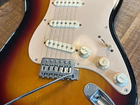 Gitaar, sunn fender, mustang, bruin - afbeelding 5 van  8