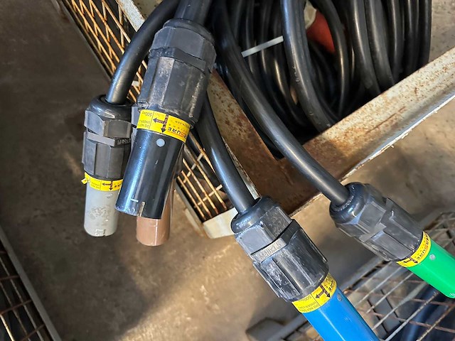 Giterbox gevuld met powersure powerlock set + 1x indu electric powerlock box - afbeelding 2 van  4