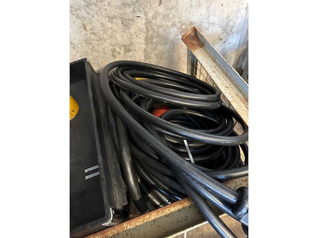 Giterbox gevuld met powersure powerlock set + 1x indu electric powerlock box - afbeelding 3 van  4