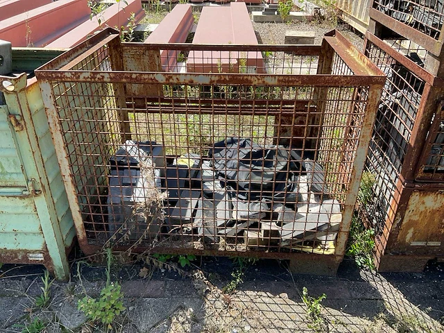 Gitterbox en metalen bakken met kunststof blokken (3x) - afbeelding 6 van  10