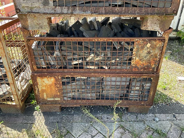 Gitterbox en metalen bakken met kunststof blokken (3x) - afbeelding 4 van  10