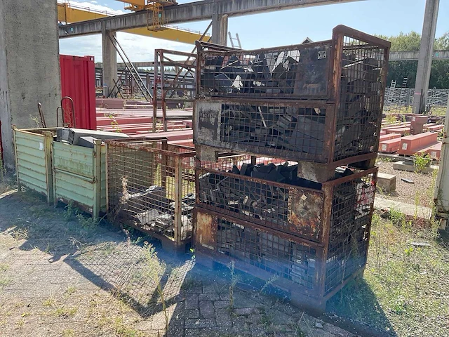 Gitterbox en metalen bakken met kunststof blokken (3x) - afbeelding 3 van  10