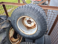 Gitterbox met diverse banden op velg - afbeelding 4 van  10