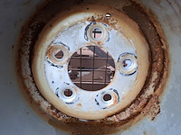 Gitterbox met diverse banden op velg - afbeelding 5 van  10