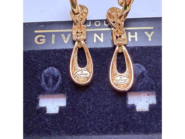 Givenchy oorbellen - nos uit oud juweliersvoorraad - afbeelding 3 van  3