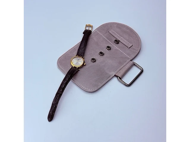 Givenchy paris griffe goldplated dameshorloge - afbeelding 5 van  8