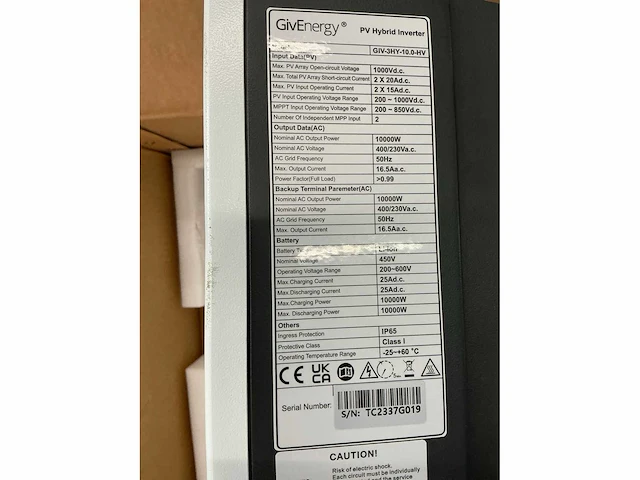 Givenergy giv-3hy-10.0-hv pv hybride omvormer - afbeelding 3 van  4