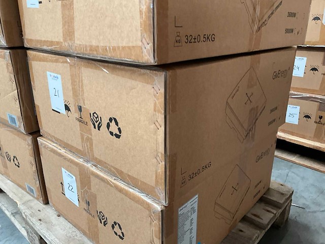 Givenergy giv-hy-5.0-g3 1-fase 5kw pv hybride omvormer - afbeelding 2 van  3
