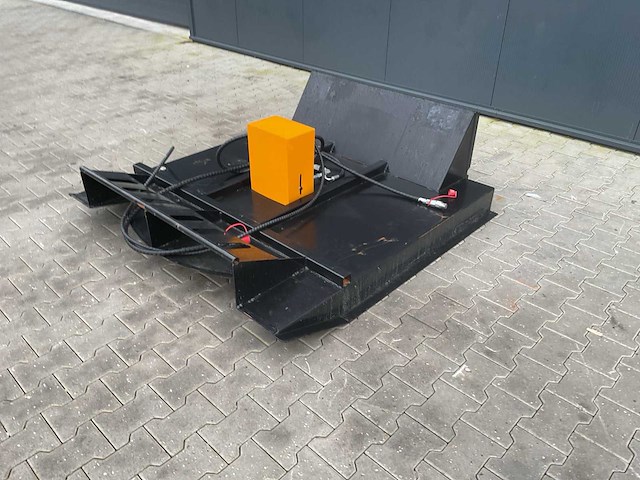 Giyi - bc63 bosmaaier - schranklader - afbeelding 1 van  9