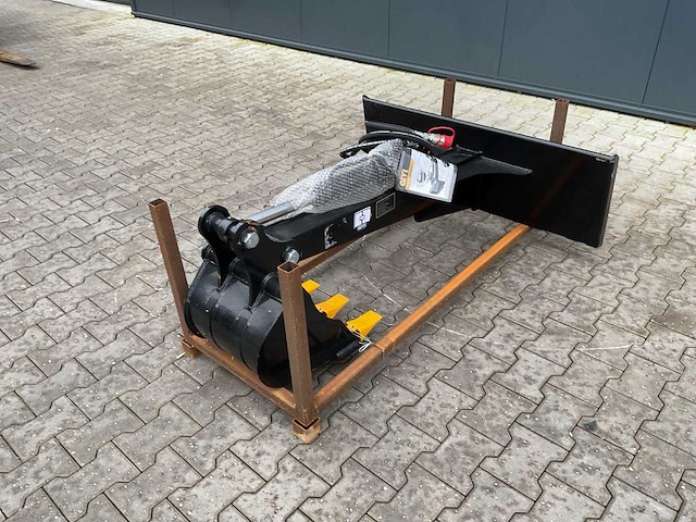 Giyi - bk56 - graafarm aanbouwdeel - afbeelding 1 van  9