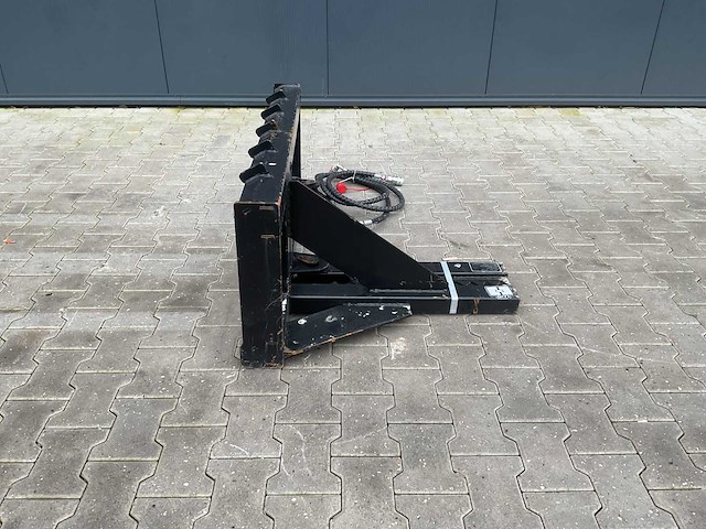 Giyi - tp25 skid steer tree puller - schranklader - afbeelding 4 van  10