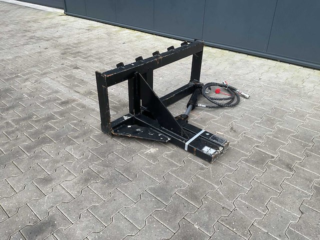 Giyi - tp25 skid steer tree puller - schranklader - afbeelding 1 van  11