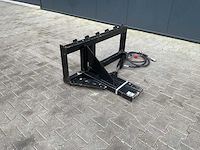 Giyi - tp25 skid steer tree puller - schranklader - afbeelding 1 van  11