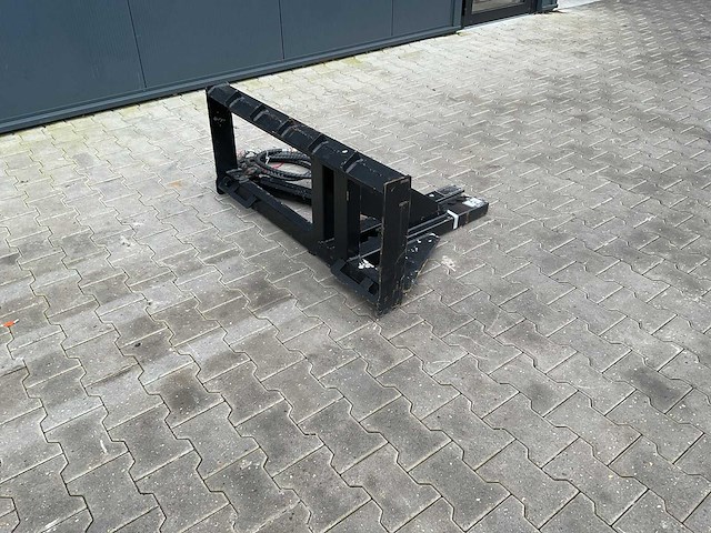 Giyi - tp25 skid steer tree puller - schranklader - afbeelding 10 van  11