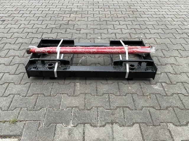 Giyi bf47 skid steer bale fork - afbeelding 6 van  8
