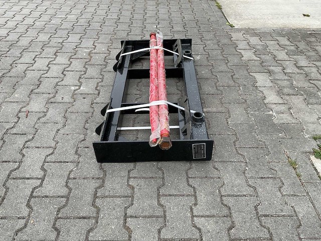 Giyi bf47 skid steer bale fork - afbeelding 8 van  8