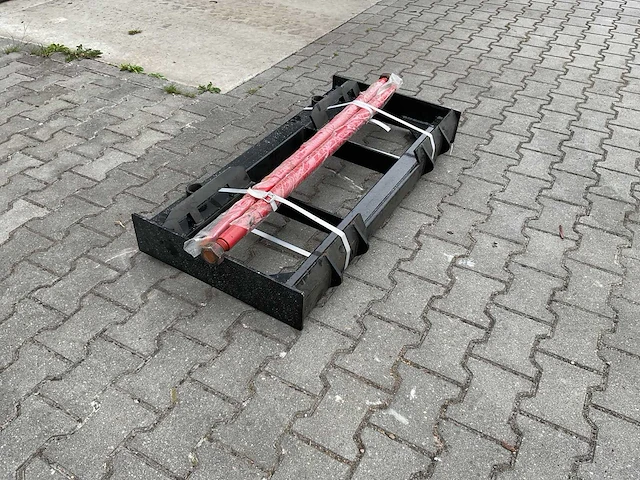Giyi bf47 skid steer bale fork - afbeelding 6 van  11