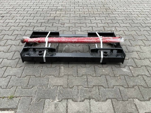 Giyi bf47 skid steer bale fork - afbeelding 9 van  11
