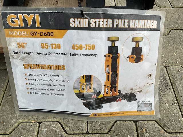 Giyi d680 skid steer post driver schranklader - afbeelding 11 van  11