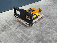 Giyi d680 skid steer post driver schranklader - afbeelding 10 van  11