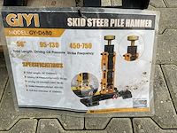 Giyi d680 skid steer post driver schranklader - afbeelding 11 van  11