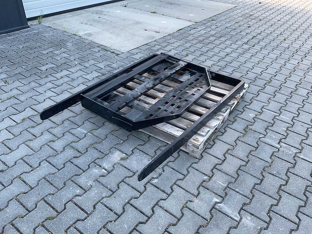 Giyi dhc skid steer fork - afbeelding 3 van  10