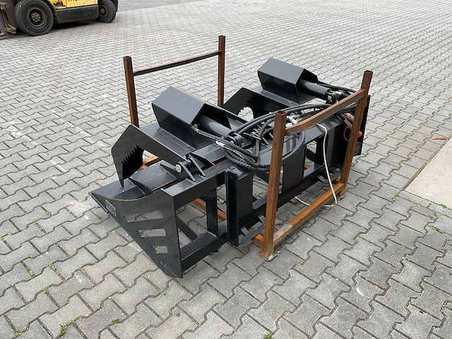 Giyi hwg72 skid steer hollow wood grabber - afbeelding 8 van  11