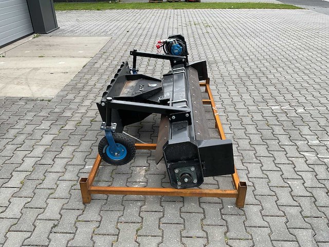 Giyi lpr71 skid steer power rake voorladers en accessoires - afbeelding 11 van  15