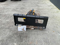 Giyi p680 skid steer breaker schranklader - afbeelding 9 van  11