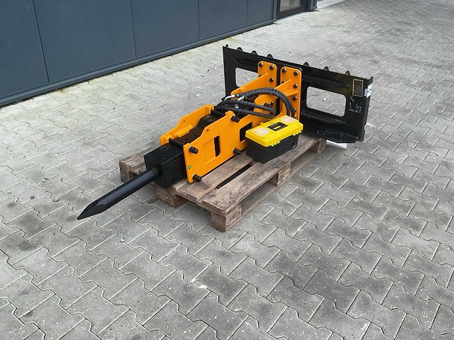 Giyi p680 skid steer breaker schranklader - afbeelding 6 van  12