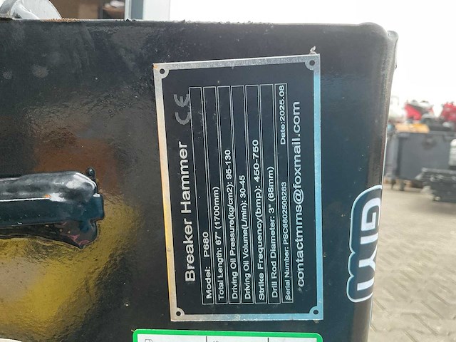 Giyi p680 skid steer breaker schranklader - afbeelding 7 van  12