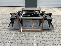 Giyi pg72 skid steer plate grabber - afbeelding 1 van  8