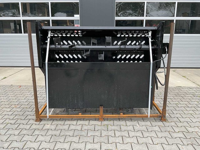 Giyi rr78 skid steer rock rake - afbeelding 1 van  14