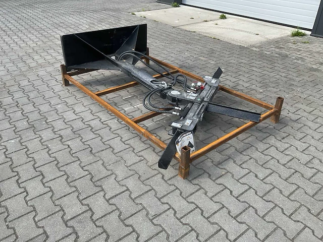 Giyi stl75 skid steer tire lifter - afbeelding 11 van  14