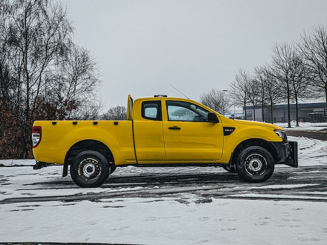 Gladheidsbestrijding pick-up truck ford, ranger 2.2 tdci xl super cab, bouwjaar 2014 - afbeelding 6 van  27