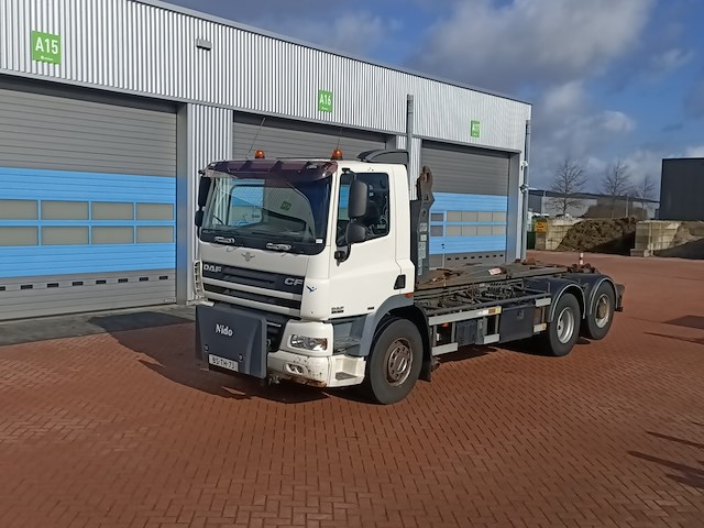 Gladheidsbestrijding vrachtwagen, daf, fas cf85 met haakarm hiab, 2007 - afbeelding 1 van  40