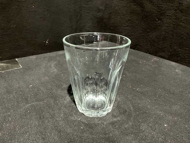 Glas (37x) - afbeelding 1 van  1